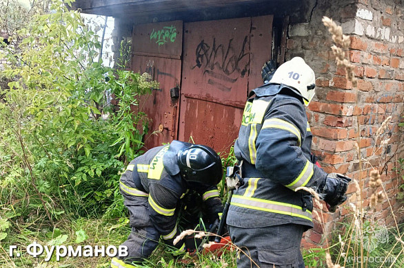 В Ивановской области горели гаражи и дом с пристройкой
